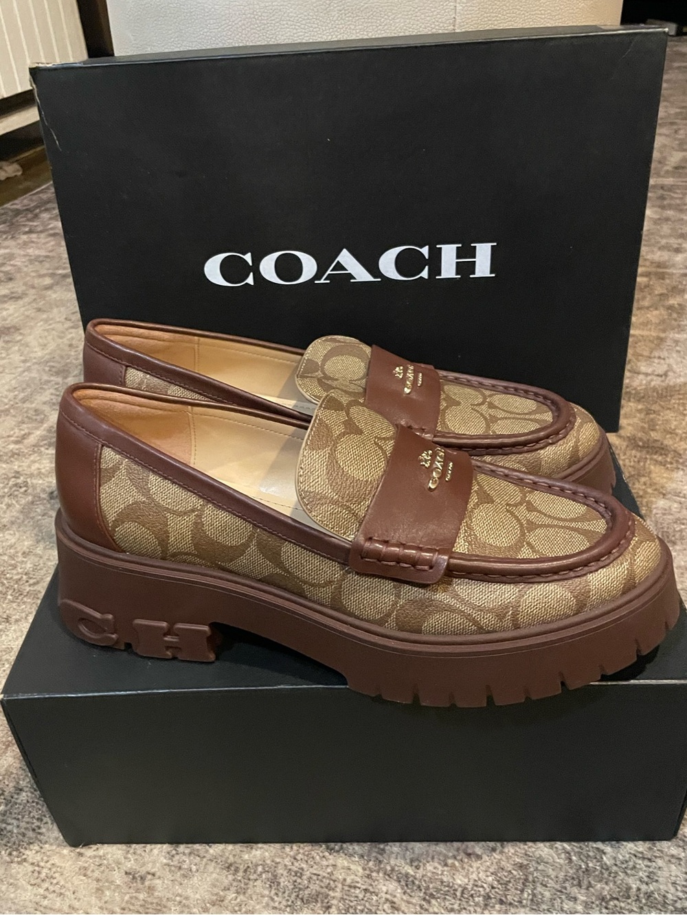 Ruthie Sig Loafer Khaki/Walnut Coach Brown Shoes Size 8 B NIB New!! $198